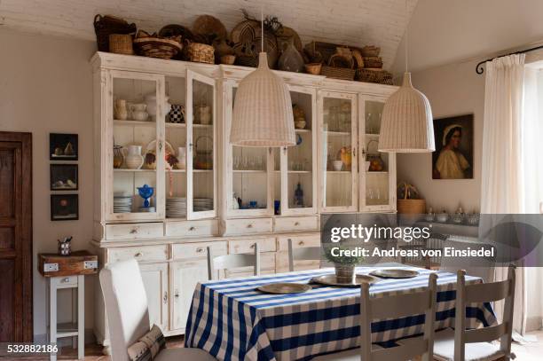 buonanotte barbanera - mimbre fotografías e imágenes de stock