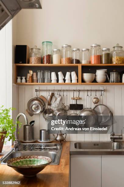 glenholme, b&b in kirkcudbright - cooking utensil stockfoto's en -beelden