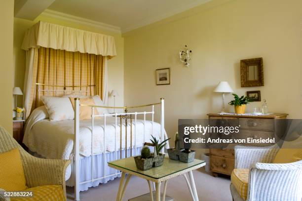 french farmhouse dating from 1760 - dresser table stock pictures, royalty-free photos & images