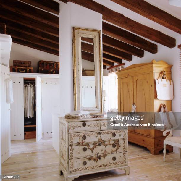 18th century mallorcan finca - bureau vintage stock-fotos und bilder