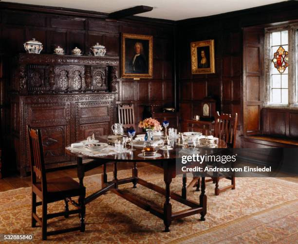 Baddesley Clinton Menu 56 Baddesley Clinton Stock Photos, High-Res Pictures, and Images ...