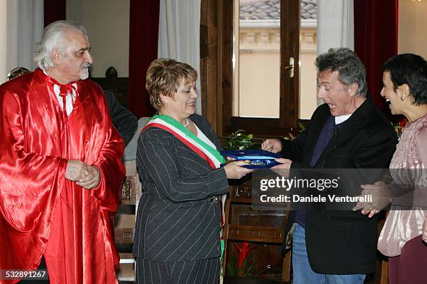 Dustin Hoffman during Dustin Hoffman is Host of Honor for the Carnival of Hundreds - February 6, 2005 in Cento, Ferrara, Italy.