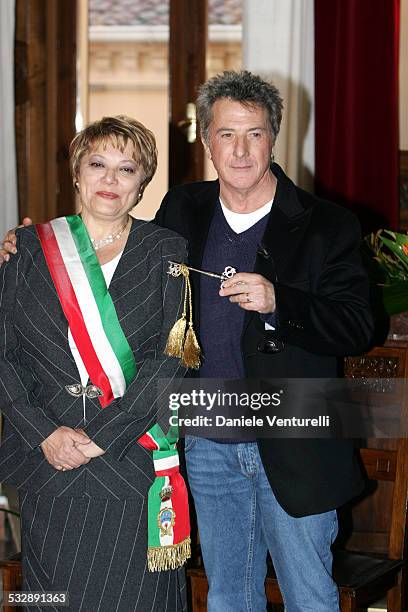 Dustin Hoffman during Dustin Hoffman is Host of Honor for the Carnival of Hundreds - February 6, 2005 in Cento, Ferrara, Italy.