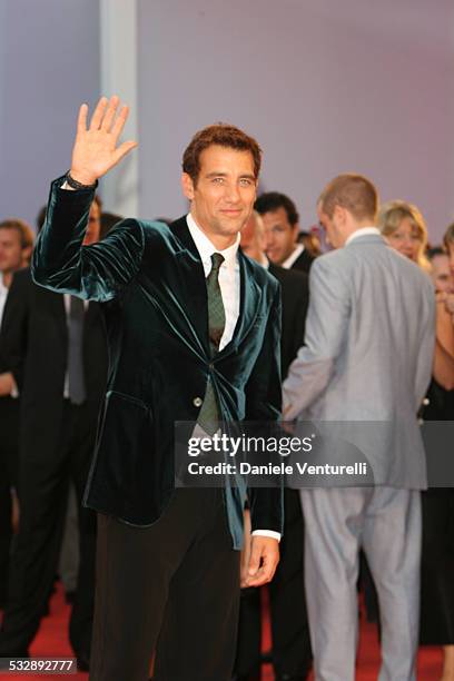 Clive Owen during The 63rd International Venice Film Festival - "Children of Men" Premiere - Arrivals at Palazzo del Cinema in Venice Lido, Italy.