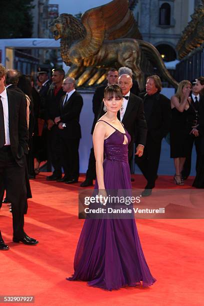 Mia Kirshner during The 63rd International Venice Film Festival - "The Black Dahlia" Premiere - Arrivals at Palazzo Del Cinema in Venice Lido, Italy.