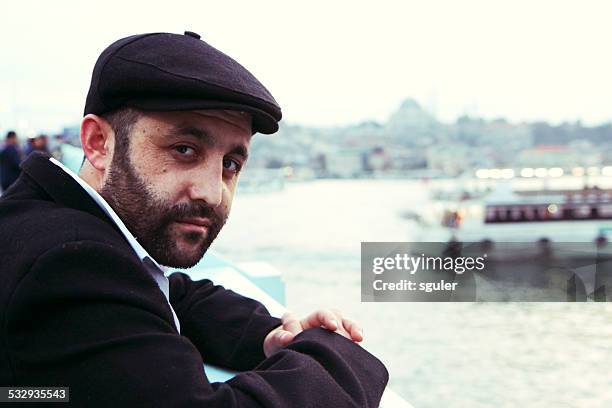 hombre turco - cultura de asia occidental fotografías e imágenes de stock
