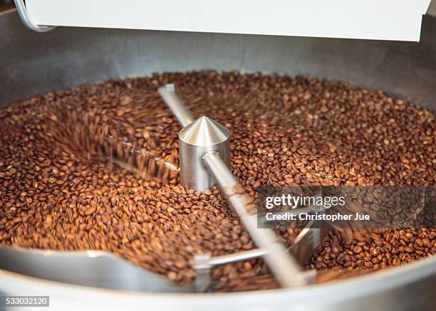 Roasted coffee beans is seen being prepared at specialty coffee shop Onibus Coffee on May 20, 2016 in Tokyo, Japan. The Onibus Coffee building was...