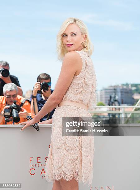 Charlize Theron attends the "The Last Face" Photocall at the annual 69th Cannes Film Festival at Palais des Festivals on May 20, 2016 in Cannes,...