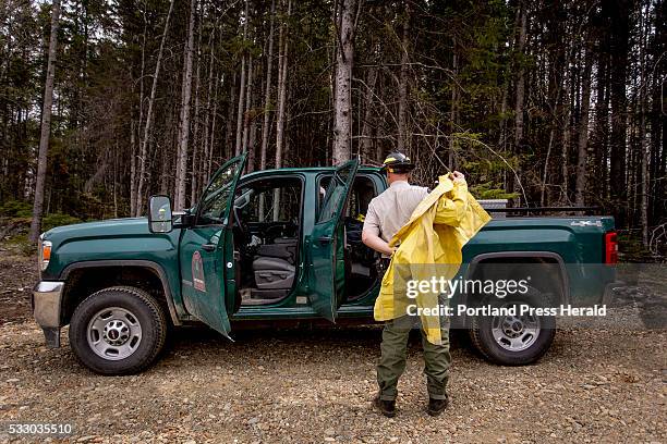 Mark Timothy Rousseau New Vineyard Maine Photos and Premium High Res Pictures - Getty Images