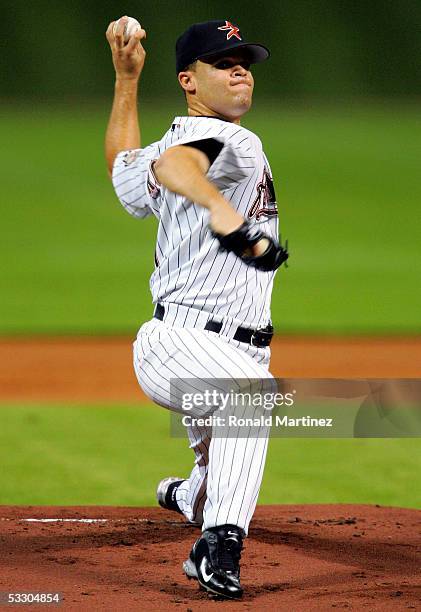 Pitcher Wandy Rodriguez of the Houston Astros throws against the New York Mets on July 29, 2005 at Minute Maid Park in Houston, Texas.