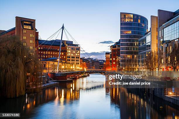 valentine bridge from meads reach bridge, bristol, somerset, england - bristol stock pictures, royalty-free photos & images