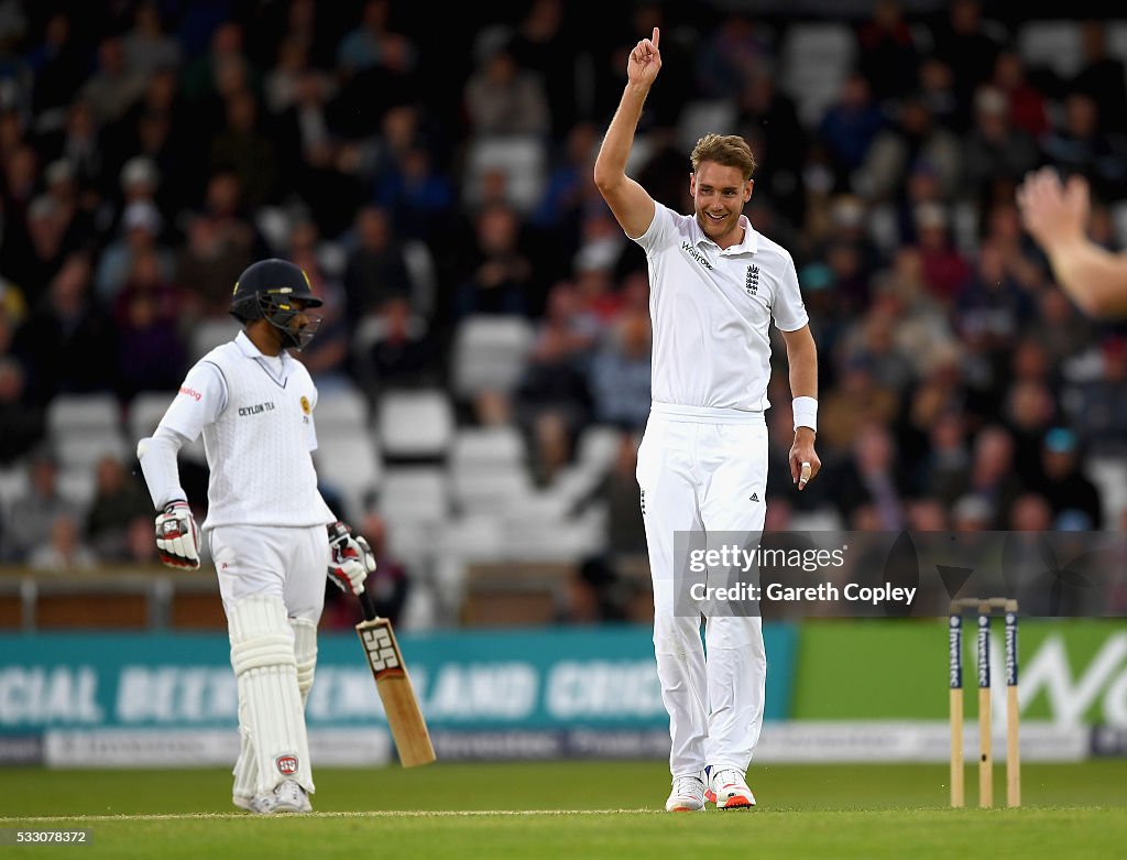 England v Sri Lanka: 1st Investec Test - Day Two