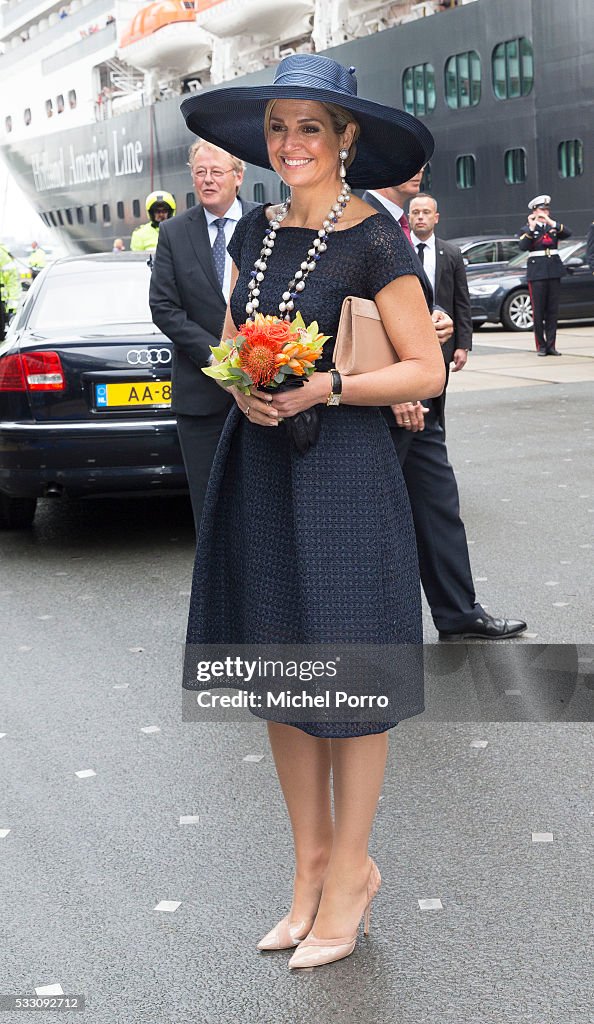 King Willem-Alexander and Queen Maxima Of The Netherlands Attend Diplomatic Gala Dinner