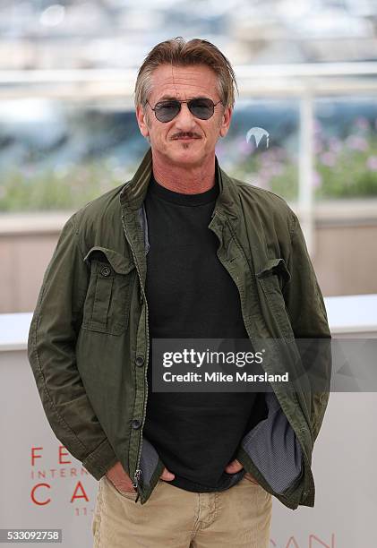 Sean Penn attends the "The Last Face" Photocall at the annual 69th Cannes Film Festival at Palais des Festivals on May 20, 2016 in Cannes, France.