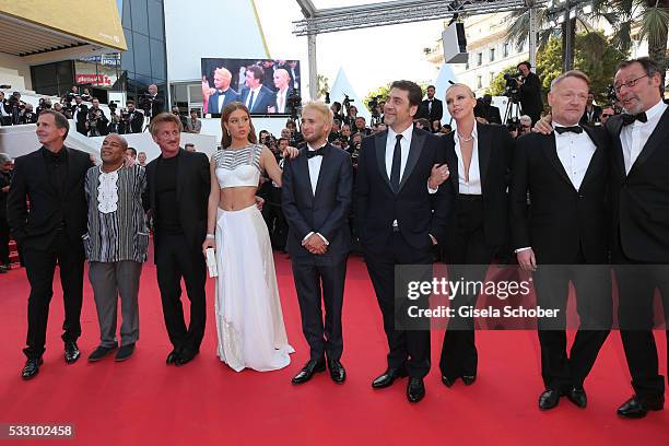 Producer Matt Palmieri, actor Zubin Cooper, Dylan Frances, director Sean Penn, actress Adele Exarchopoulos, Hopper Jack Penn, actor Javier Bardem,...