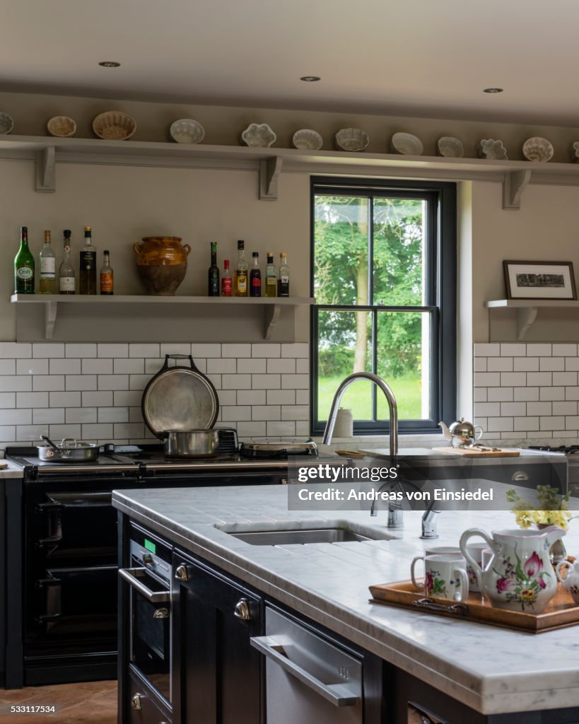 18th Century Rectory Home Of Interior Designer Lesley Cooke High-Res ...