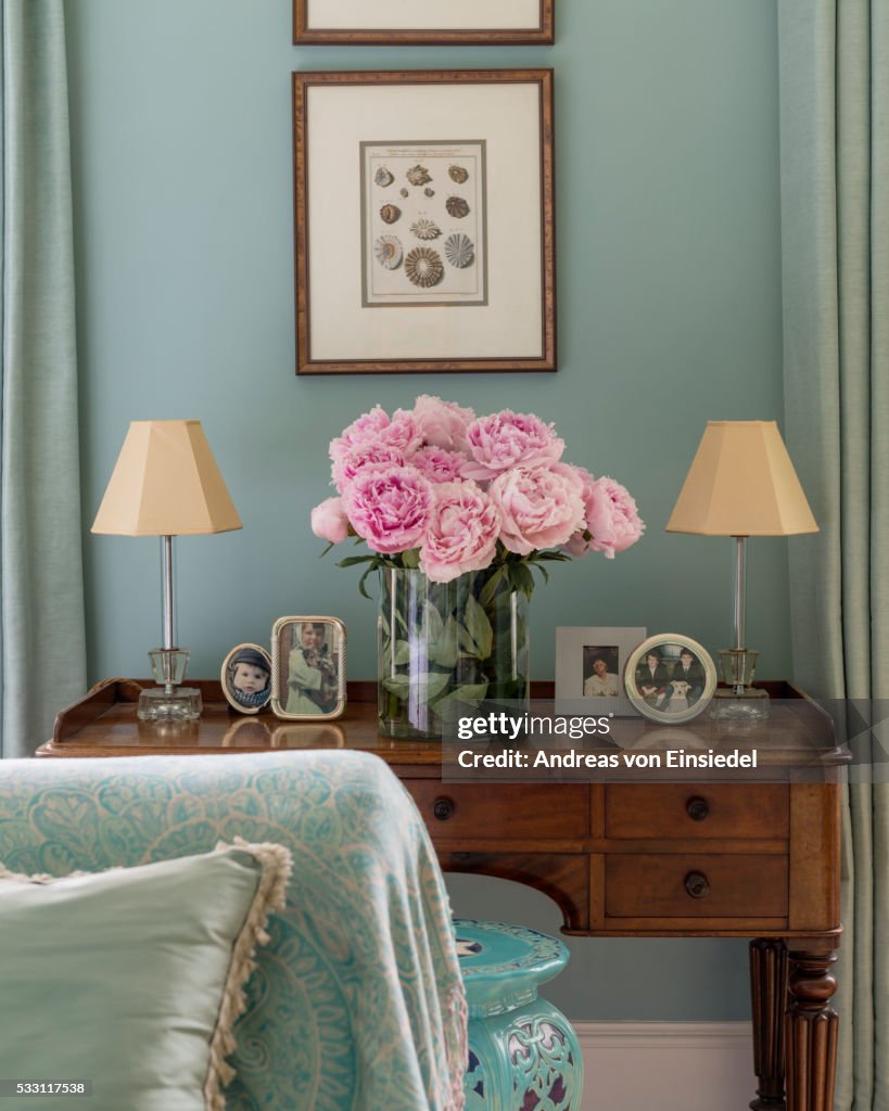 18th Century Rectory Home Of Interior Designer Lesley Cooke High-Res ...