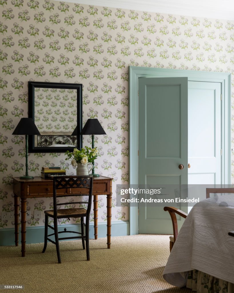 18th Century Rectory Home Of Interior Designer Lesley Cooke High-Res ...