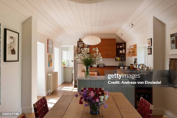 16th century sussex cottage known as 'the folly' - interior design stock pictures, royalty-free photos & images