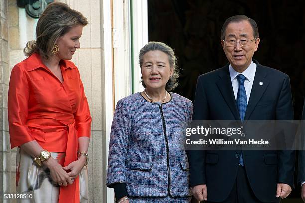 - Le Roi et la Reine reçoivent Ban Ki-moon, Secrétaire général des Nations Unies, et son épouse au Palais de Bruxelles - De Koning en de Koningin...