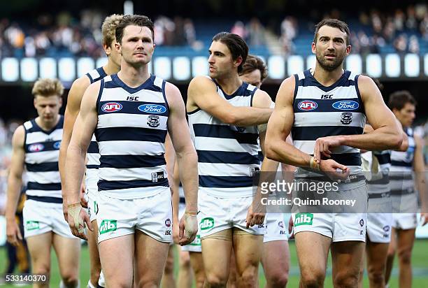 The Cats looks dejected after losing the round nine AFL match between the Collingwood Magpies and the Carlton Blues at Melbourne Cricket Ground on...