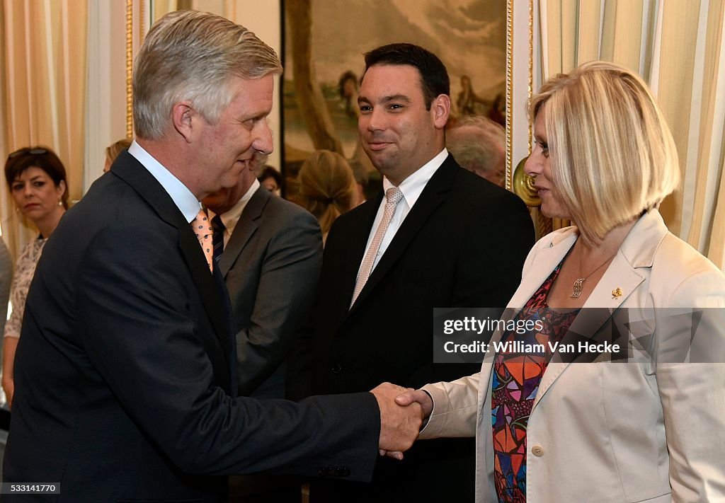 King Philip hosts lunch the ministers who accompanied him for a work visit to Germany