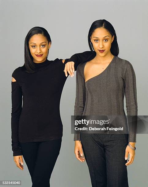 Deborah Feingold/Corbis via Getty Images) Tia and Tamara Mowry