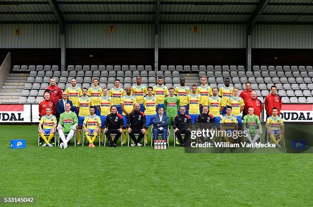 Ploegfoto: boven: Frijters -Raphaël Lecomte-Jore Trompet-Jordan Mustoe-Sherjill MacDonald-Mohamed Aoulad-Kevin Koffi-Filip Daems-Vanolst Midden:...