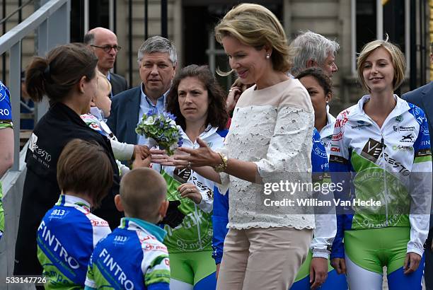 - La Reine Mathilde reçoit en audience au Palais de Bruxelles une délégation de jeunes adultes de l'organisation Te Gek!? qui organise cette année la...