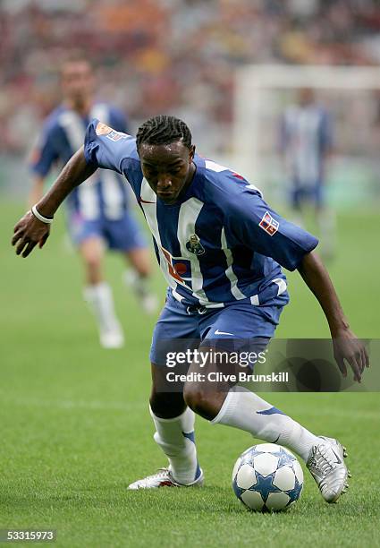 Benni McCarthy of Porto during the LG Amsterdam Tournament friendly match between Boca Juniors and FC Porto at The Amsterdam Arena on July 29, 2005...