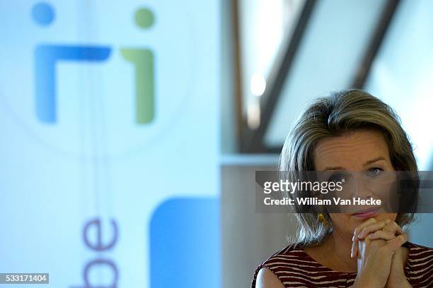 - La Reine Mathilde, en visite au Campus D'Hek à Landen, prend connaissance du projet pilote de Wikifin.be en matière d'éducation financière : "Bien...