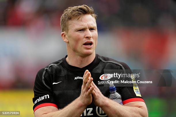 Chris Ashton of Saracens applauds the crowd following the Aviva Premiership Semi Final between Saracens and Leicester Tigers at the Allianz Park on...