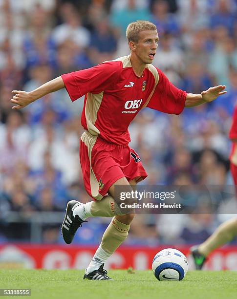 Gary O'Neil of Portsmouth in action during the pre-season friendly between Portsmouth and Internazionale on July 31, 2005 at Fratton Park in...