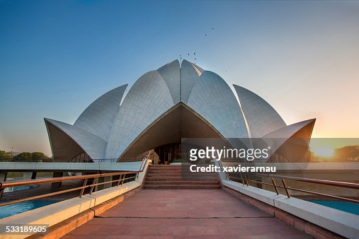 612 Lotus Temple New Delhi Photos and Premium High Res Pictures - Getty  Images