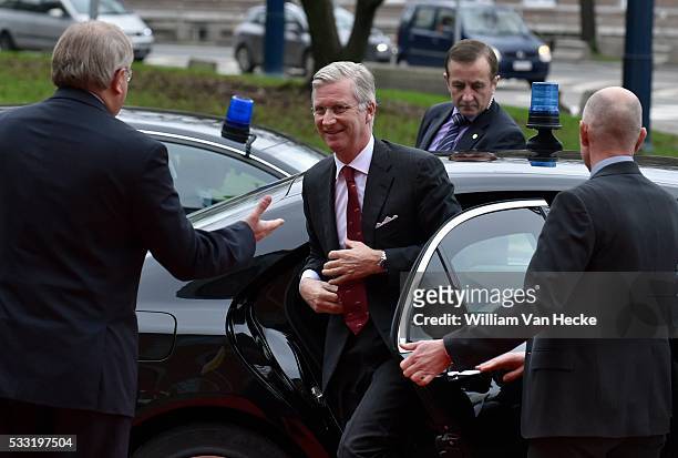 - Le Roi Philippe effectue une visite de travail au Parlement de Wallonie à Namur à l'occasion de son 35ème anniversaire et du 20ème anniversaire de...