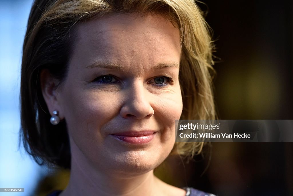 Visit of Queen Mathilde to the exhibition 'Design Derby Nederland-België