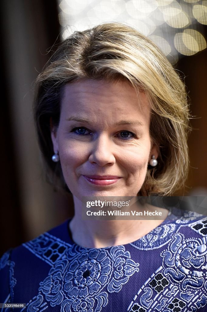 Visit of Queen Mathilde to the exhibition 'Design Derby Nederland-België