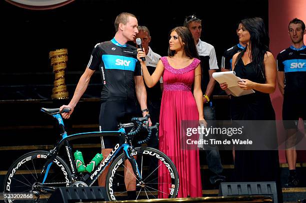 93th Giro d'Italia 2010 / Presentation Team Sky / Bradley WIGGINS / Yolanthe CABAU van KASBERGEN / Tour of Italy / Ronde van Italie / Presentatie /...