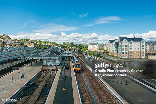 stirling railway station - stirling scotland stock pictures, royalty-free photos & images