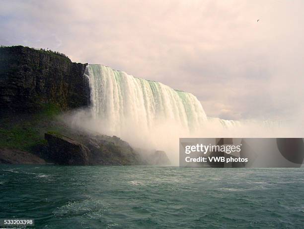 niagara falls, canada - horseshoe falls stock pictures, royalty-free photos & images