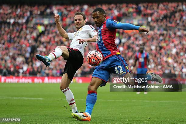 Jason Puncheon of Crystal Palace scores a goal to make the score 1-0 during The Emirates FA Cup final match between Manchester United and Crystal...