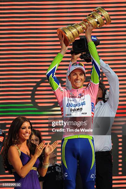 100th Giro d'Italia 2009 / Stage 21 Podium / Ivan Basso Celebration Joie Vreugde / Yolanthe DE CABAU VANKEERSTBERGEN-SNEIJDER /Trophee Trofee Cup...