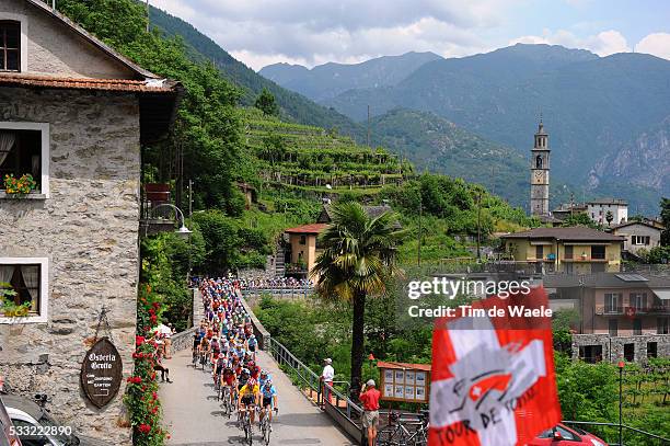 Tour de Suisse 2010 / Stage 2 Illustration Illustratie / Peleton Peloton / MALESCO Town Village Dorp Stad / Landscape Paysage Landschap / Ascona -...