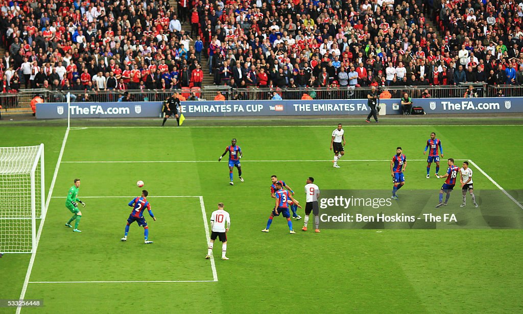 Manchester United v Crystal Palace - The Emirates FA Cup Final