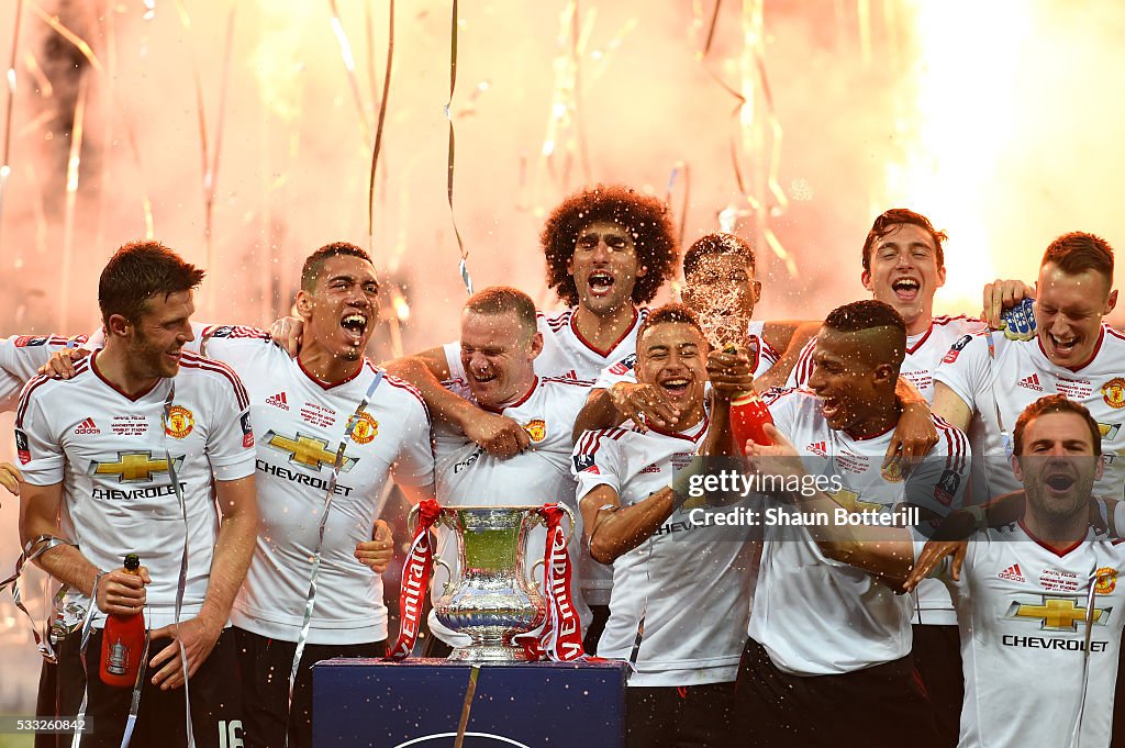 Manchester United v Crystal Palace - The Emirates FA Cup Final