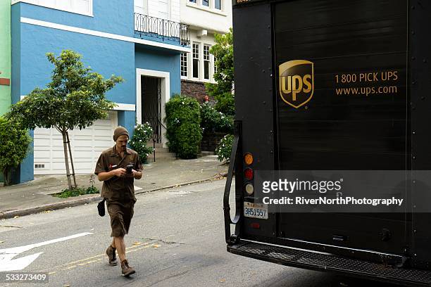 ups - ups stock pictures, royalty-free photos & images