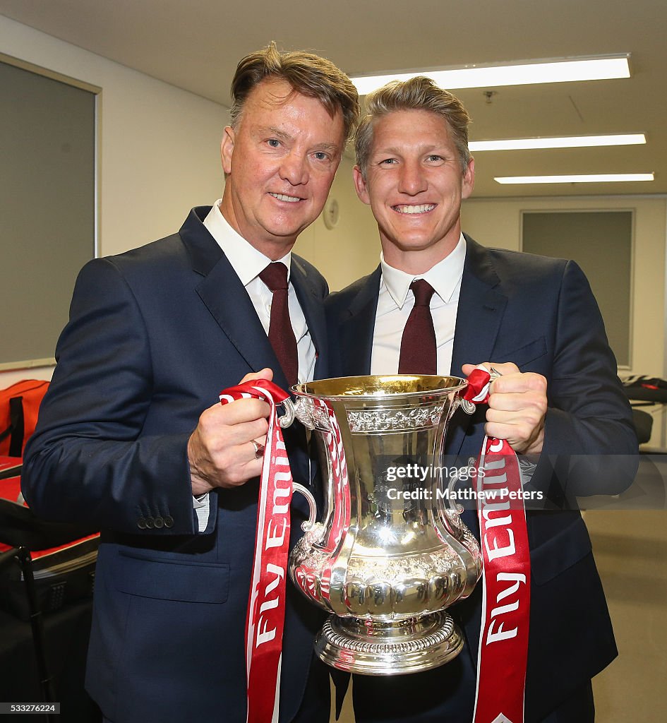 Manchester United v Crystal Palace - The Emirates FA Cup Final