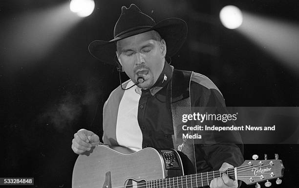 Garth Brooks in concert, Croke Park, 16/5/1997. .