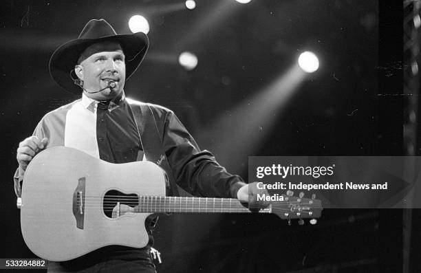 Garth Brooks in concert, Croke Park, 16/5/1997. .