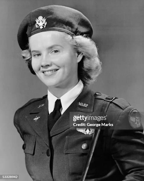woman in uniform - military uniform stock pictures, royalty-free photos & images